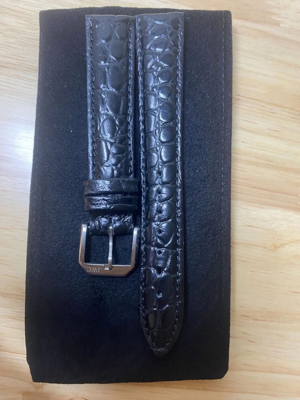 Vintage IWC Black Crocodile-Pattern Leather Watch Strap with Branded Buckle 18mm